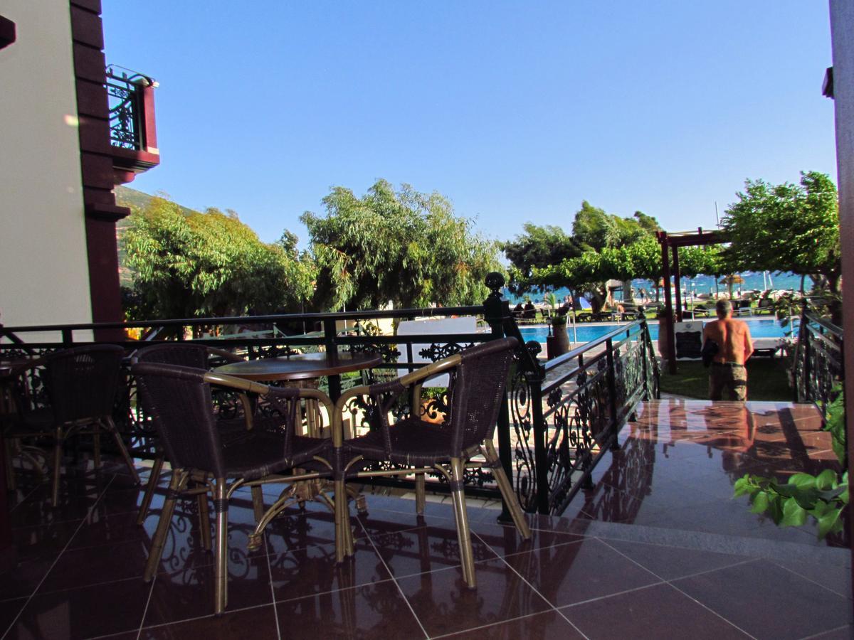 Porto Fico Hotel Vasiliki  Exterior photo